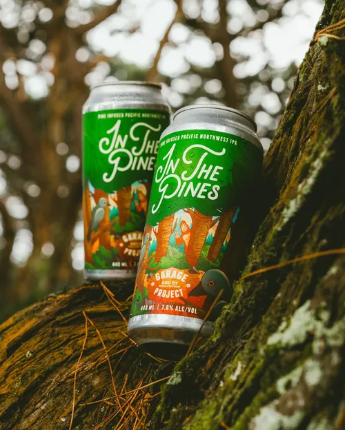 Packaging illustration for ‘In The Pines'