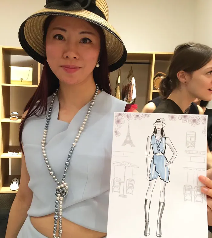 Fashion outline of a visitor at live event