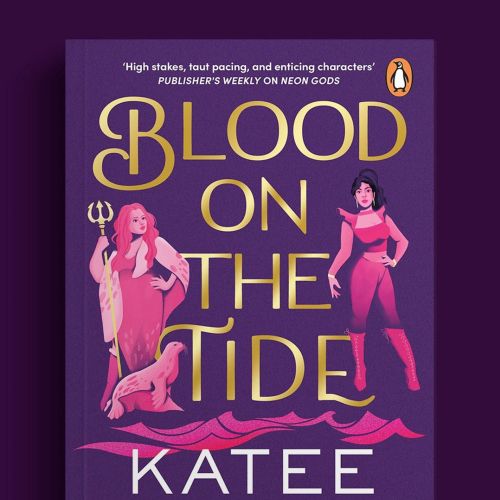 Book cover of Blood on the Tide by Katee Robert with two women and gold text by Andressa Meissner