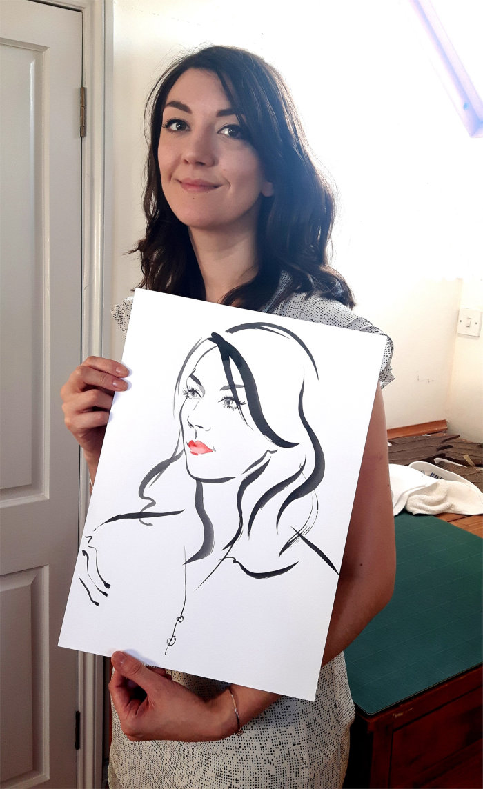Desenho de evento ao vivo de mulher sorridente