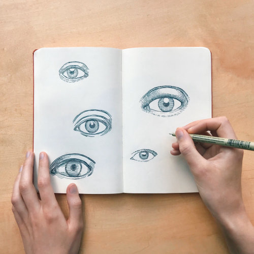 Événement en direct dessin de différents yeux par August Lamm