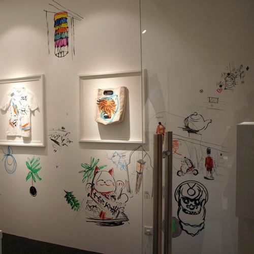 Live event drawing painting on wall
