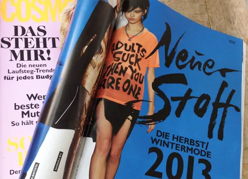 Schriftzug auf dem Magazincover
...