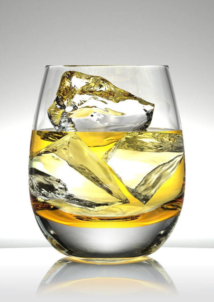 Illustration 3D du verre à whisky Glen Moray