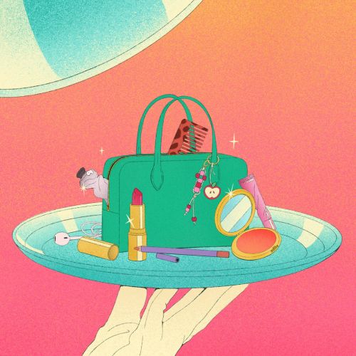 Tray with green handbag and various makeup products on pink background.