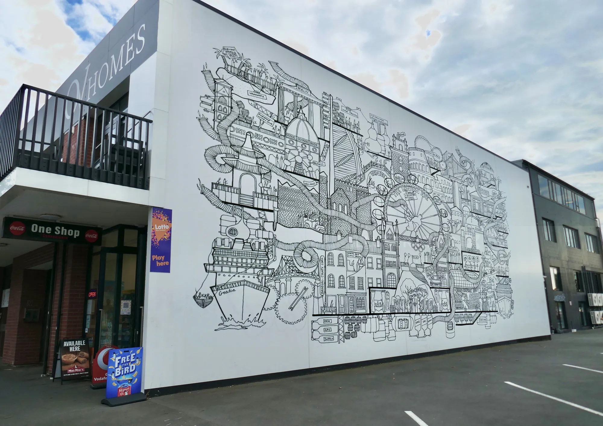Peinture murale en noir et blanc avec des motifs mécaniques abstraits par Ellie Compton