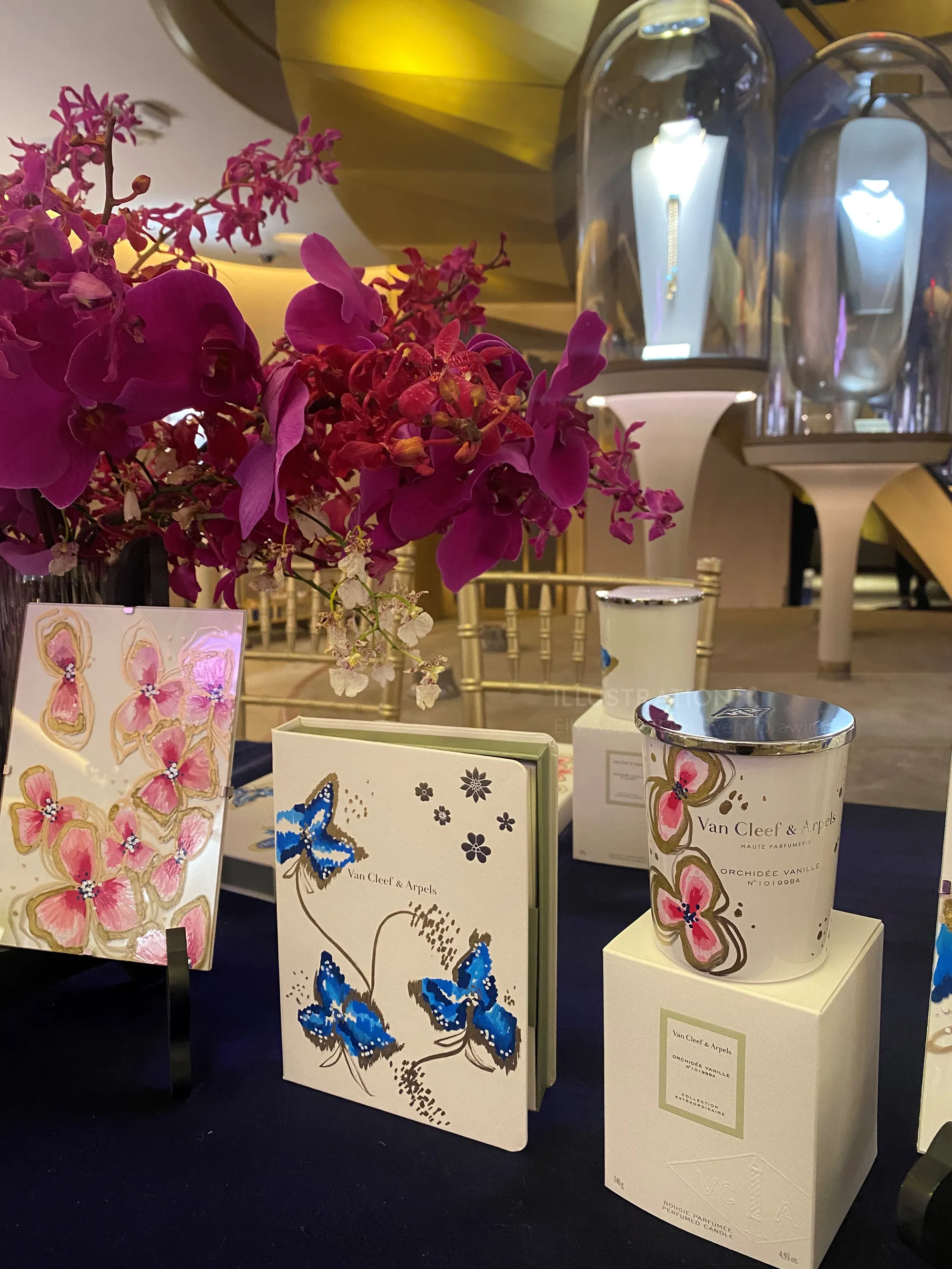 Tarjetas y vela con motivos de mariposas y flores moradas, por Elly Azizian Live Event Drawing
