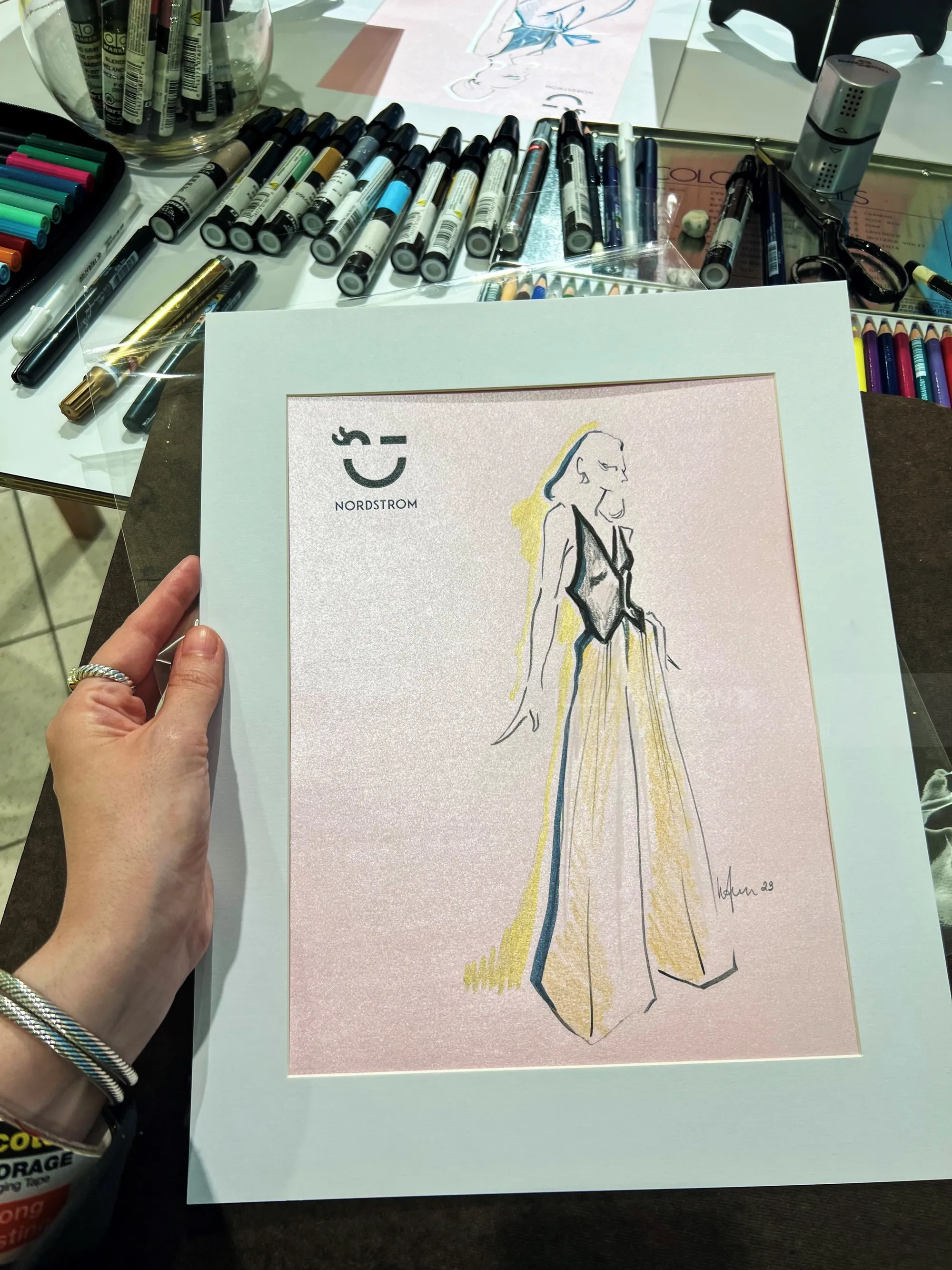 Fashion illustration drawing with markers and art supplies by Elly Azizian