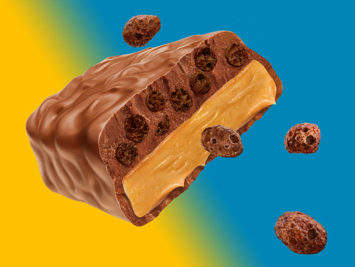 Mouth-wearing chocolate caramel crisp bar