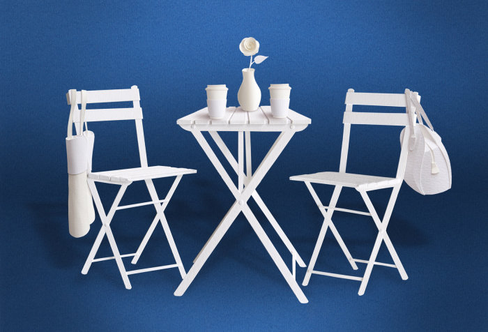 Bistro café mesa y asientos escultura de papel