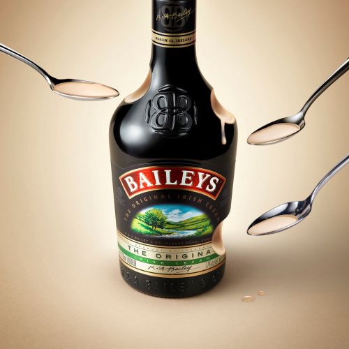 Baileys Bottle CGI Creation