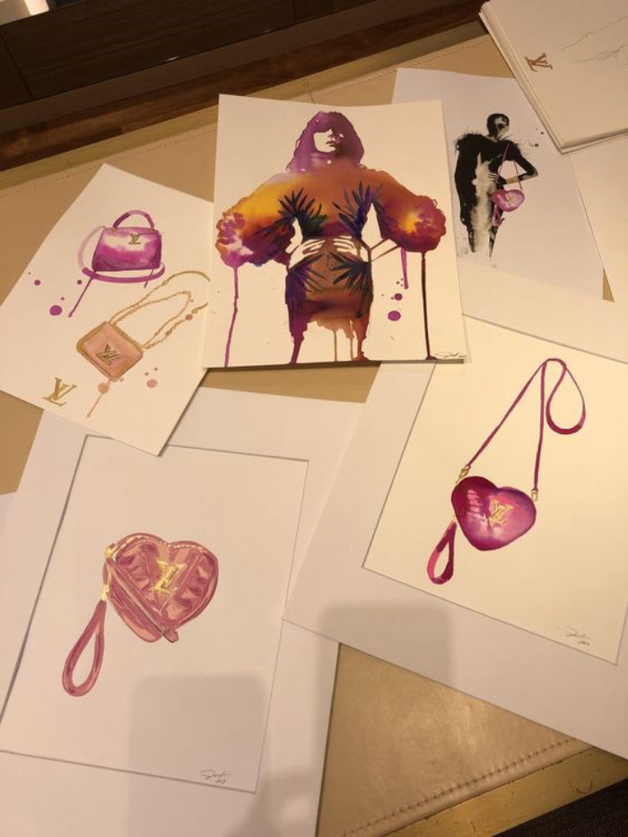 Live event drawing of stylish handbags