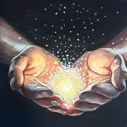 双手握着发光的光芒，上面漂浮着闪闪发光的粒子