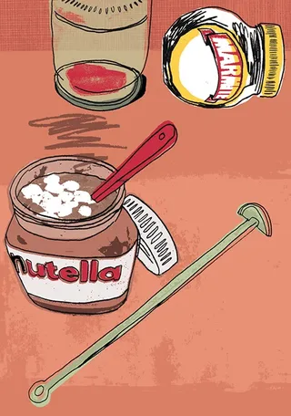 Nutella 罐子的食物插图