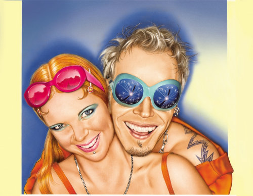 Colorful couple with goggles

