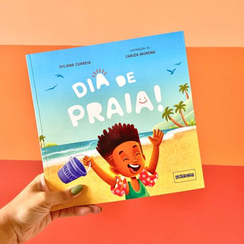 Children's book cover Dia de Praia with happy child on a sunny beach
