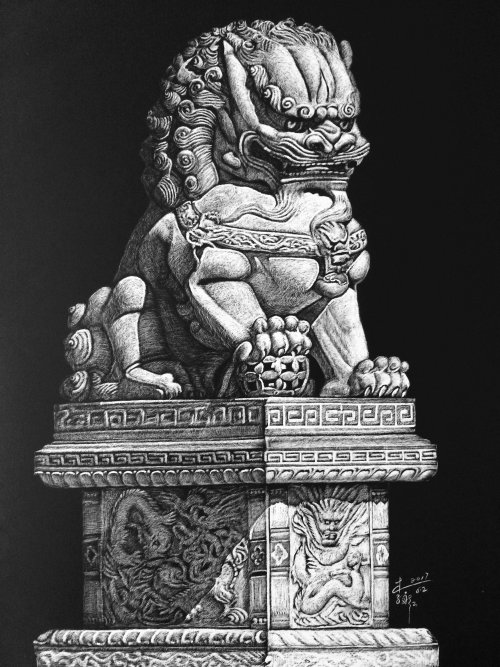Desenho de estátua de leão em preto e branco