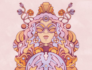 戴着太阳镜的复古女性肖像，头发上插着花朵，望着巨大的水晶球。