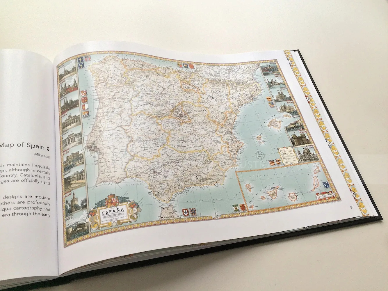 Vivid Detail Map of España