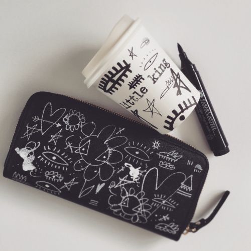 Black and White art on purse