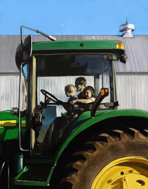 Familia en tractor agrícola