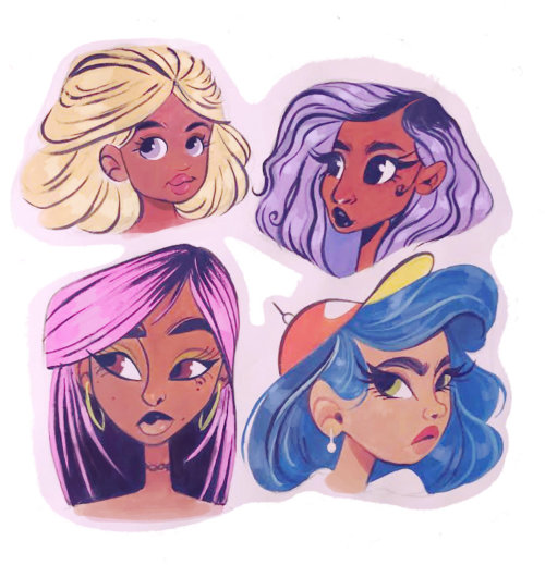Portrait de différentes filles de coiffures