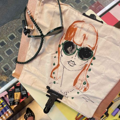 Canvas tote bag with live portrait illustration wearing black sunglasses