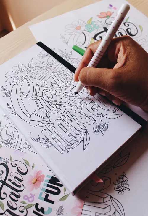 Sei kreativ und hab Spaß beim Handlettering!