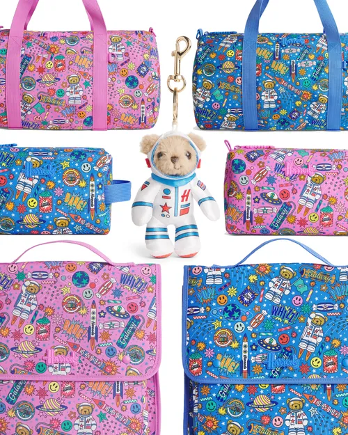 Collection Harrods Pop Rockets avec un ours astronaute et des sacs de voyage colorés de Season of Victor