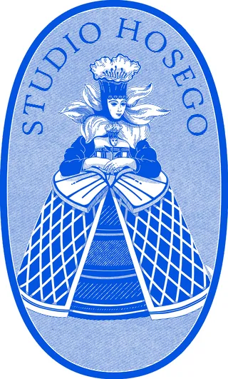 Blue and white Delft-style illustration of a woman with flower head
