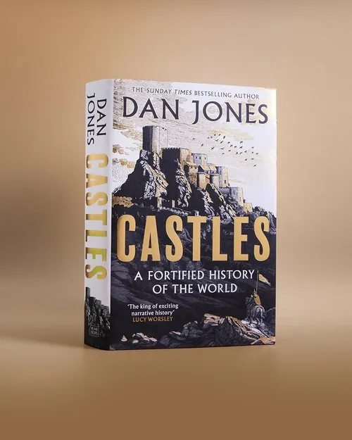 Fotografía de la portada del libro Castles de Dan Jones (TERM323)