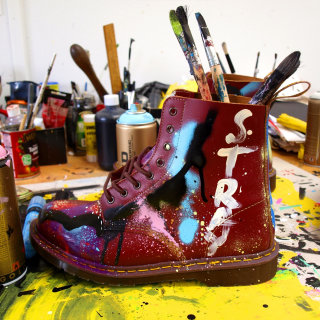 Graphic shoe painting
