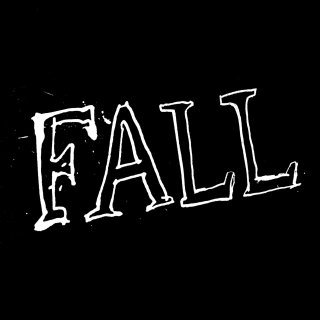 白色の「Fall」のレタリング
