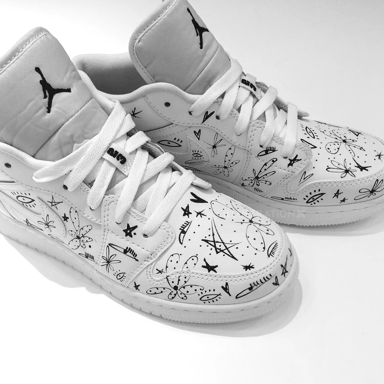 Graphic shoe art