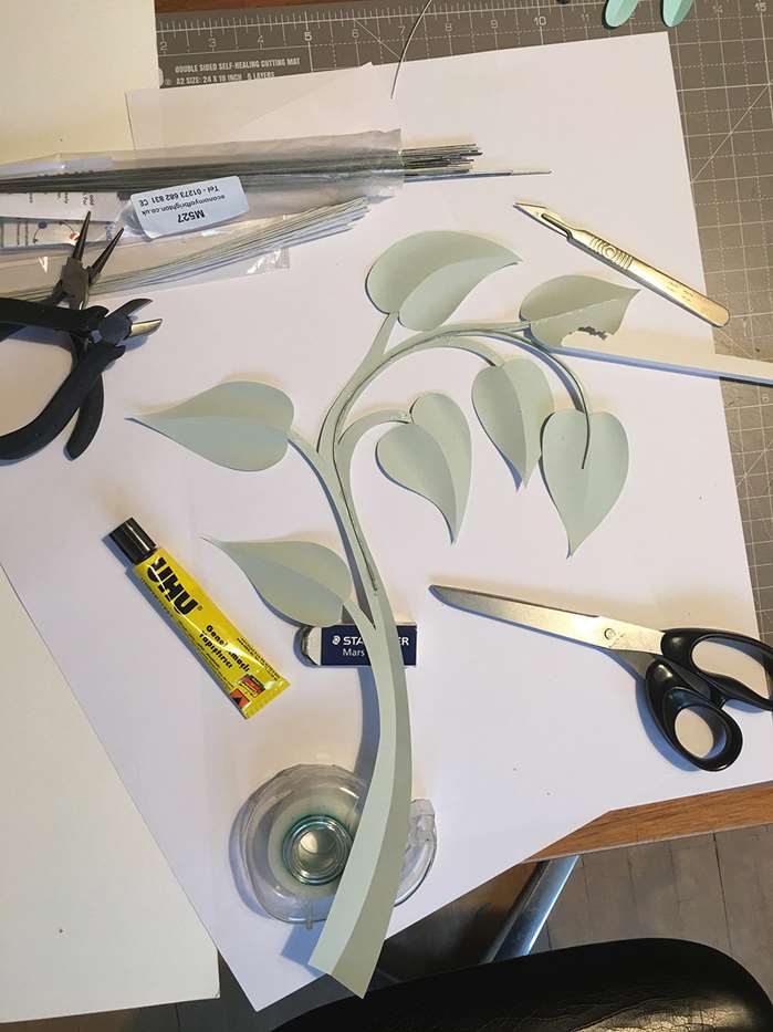 Leaves paper sculpture art
