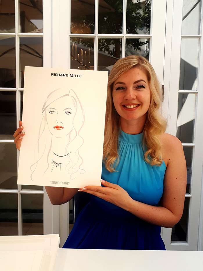 Live event drawing of a woman
