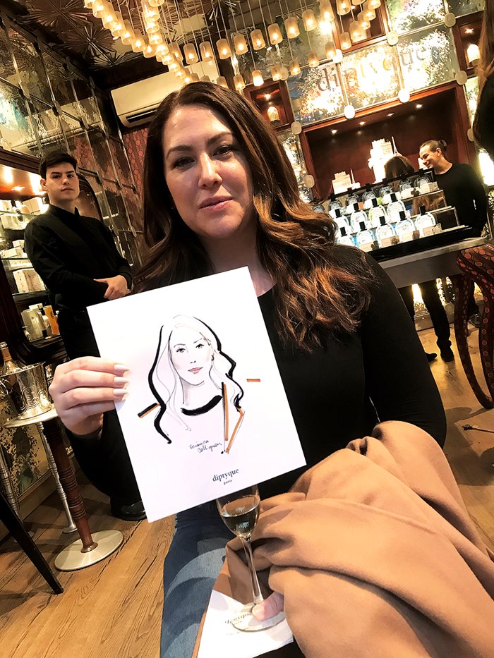 Live portrait drawing of gorgeous women